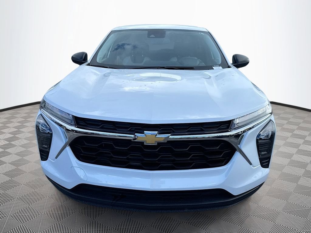 Used 2025 Chevrolet Trax LS SUV