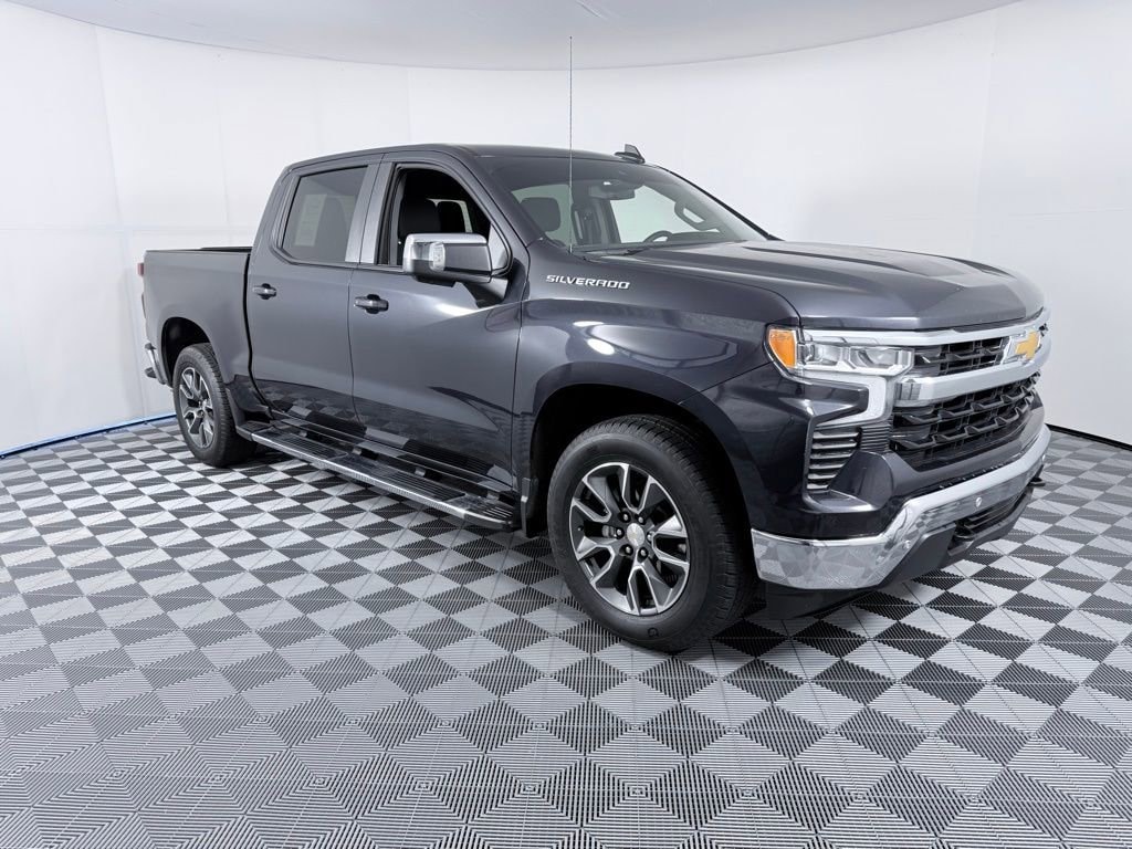 Used 2024 Chevrolet Silverado 1500 LT Truck