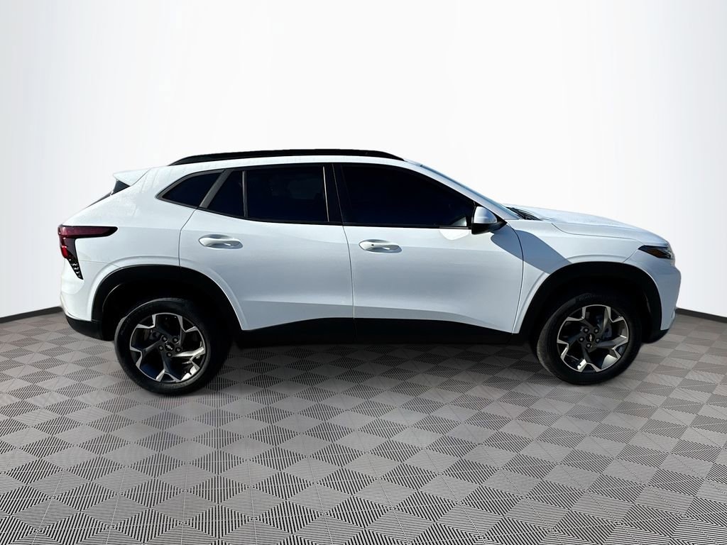 Used 2024 Chevrolet Trax LT SUV