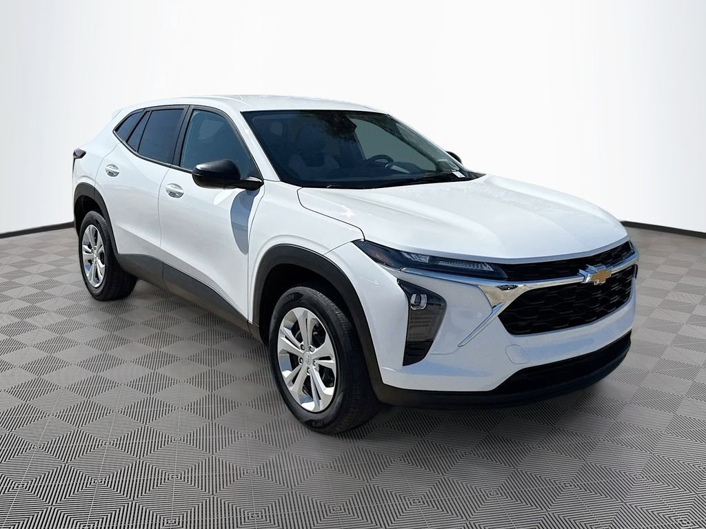 Used 2025 Chevrolet Trax LS SUV