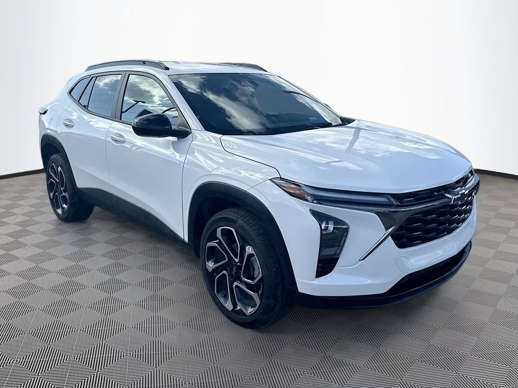 Used 2025 Chevrolet Trax 2RS SUV
