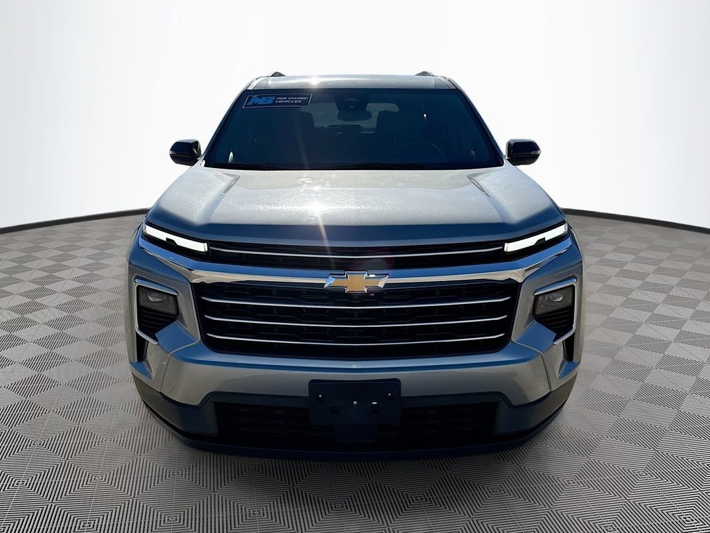 Used 2024 Chevrolet Traverse LT SUV