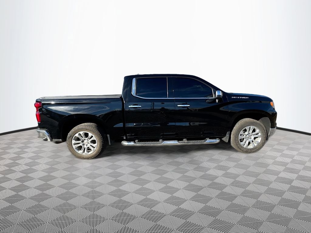 2024 Chevrolet Silverado 1500 LTZ photo 3