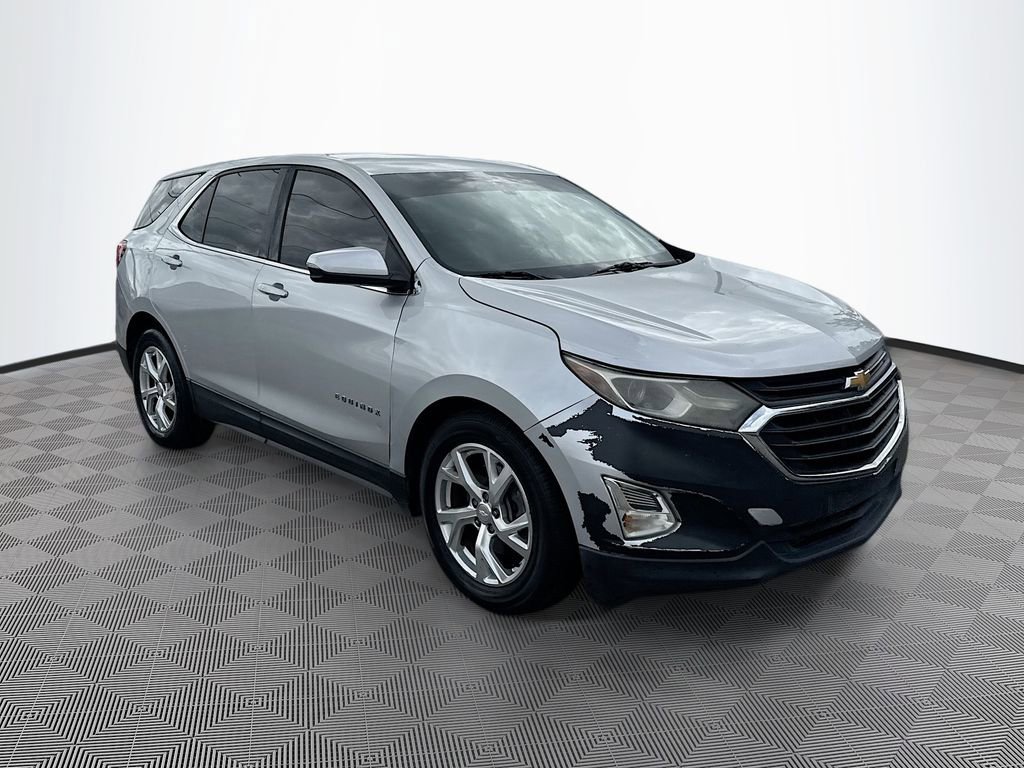 2018 Chevrolet Equinox LT photo 3