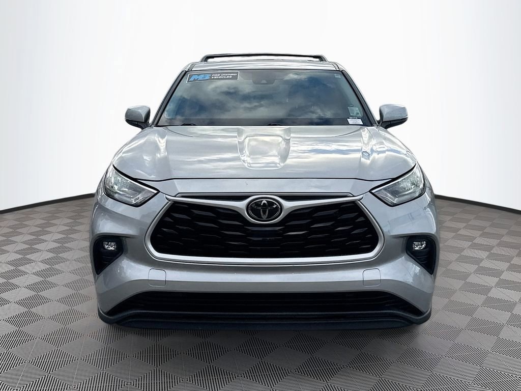 Used 2020 Toyota Highlander LE