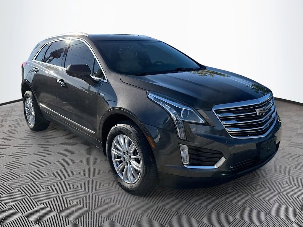 2019 Cadillac XT5 photo 3