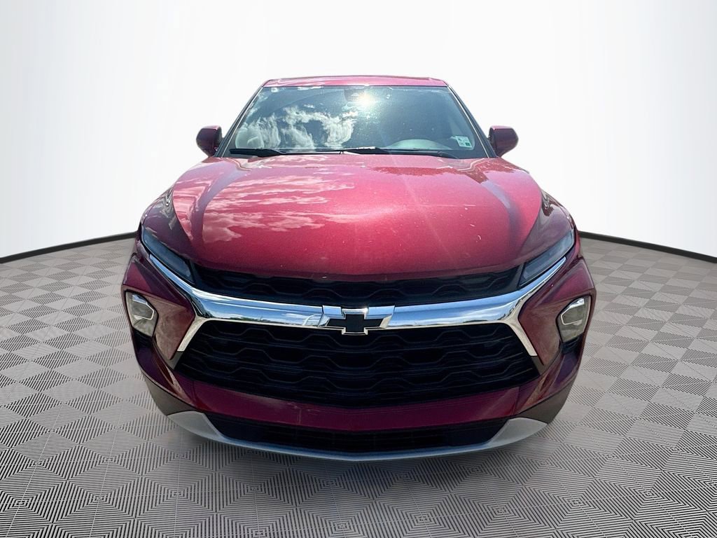 2025 Chevrolet Blazer 2LT photo 2
