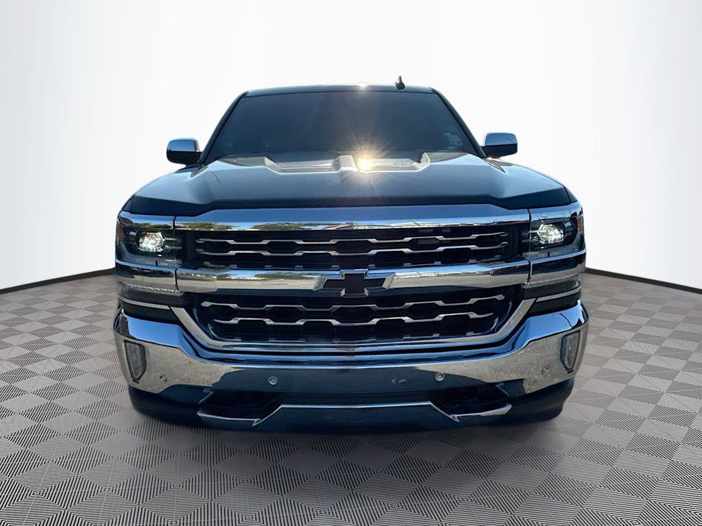 2018 Chevrolet Silverado 1500 LTZ photo 2