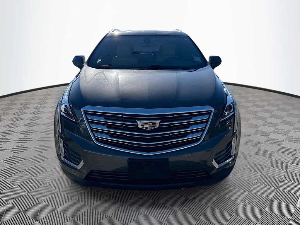 2019 Cadillac XT5 photo 2