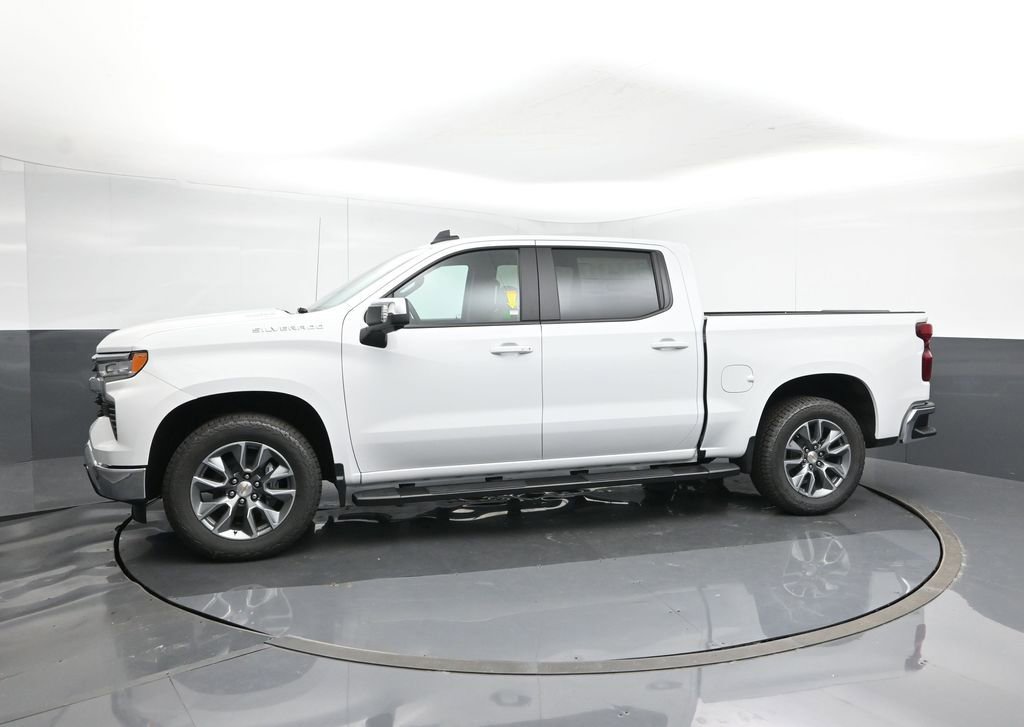 2025 Chevrolet Silverado 1500 LT photo 2
