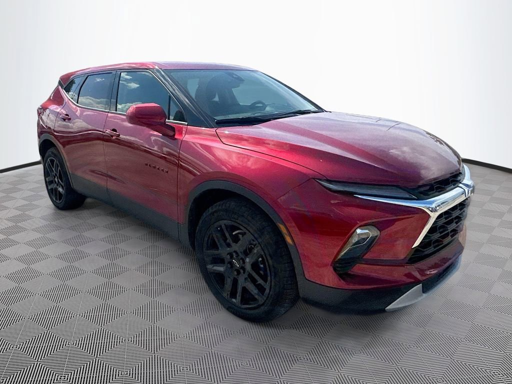 2025 Chevrolet Blazer 2LT photo 3