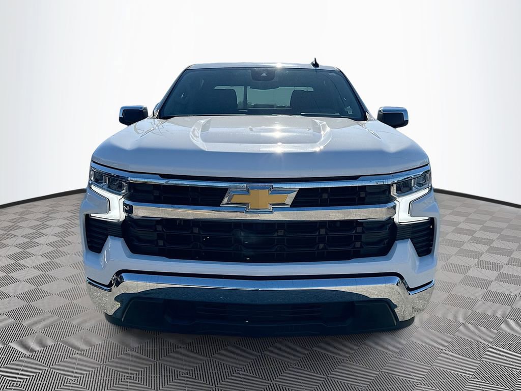 2025 Chevrolet Silverado 1500 LT photo 2