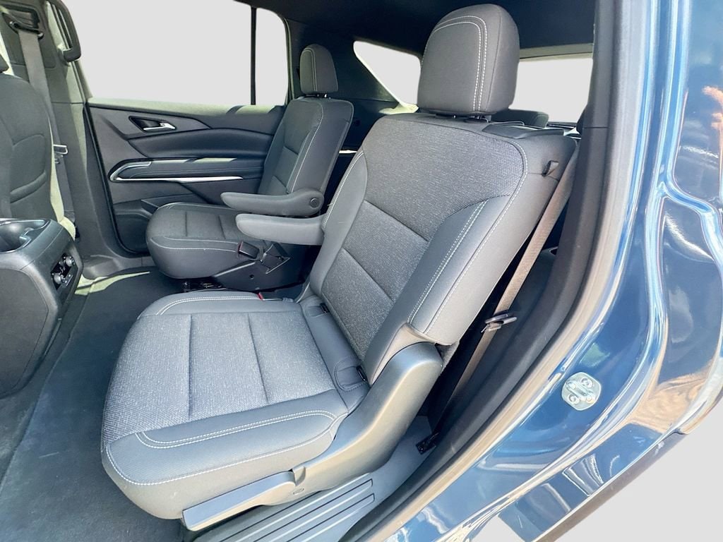 2025 Chevrolet Traverse LT - Photo 23