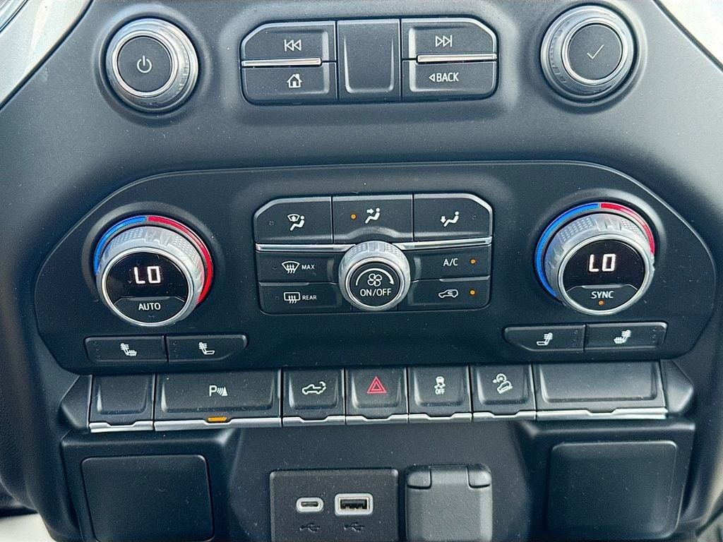 2022 Chevrolet Silverado 1500 Limited RST - Photo 15