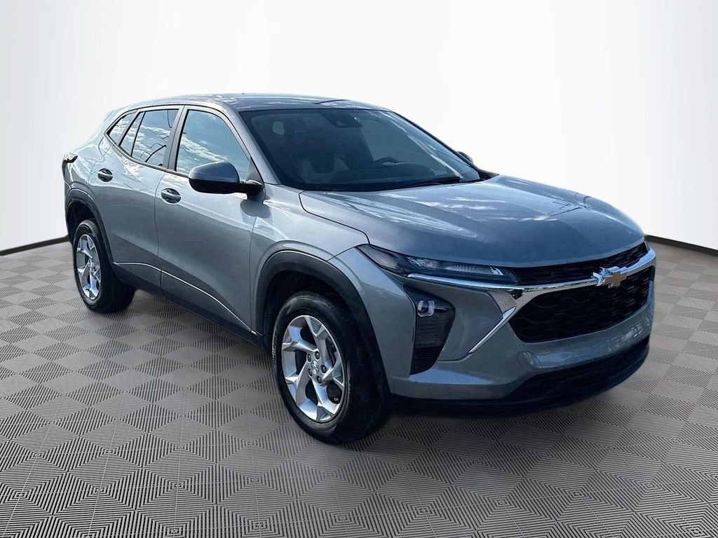 Used 2025 Chevrolet Trax LS SUV
