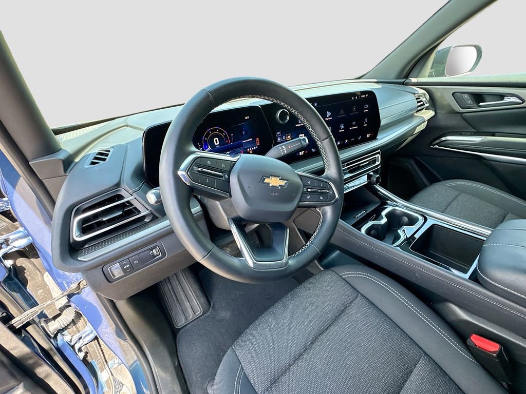 2025 Chevrolet Traverse LT - Photo 9