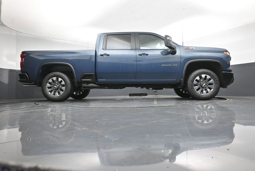 2026 Chevrolet Silverado 2500 HD Custom - Photo 14