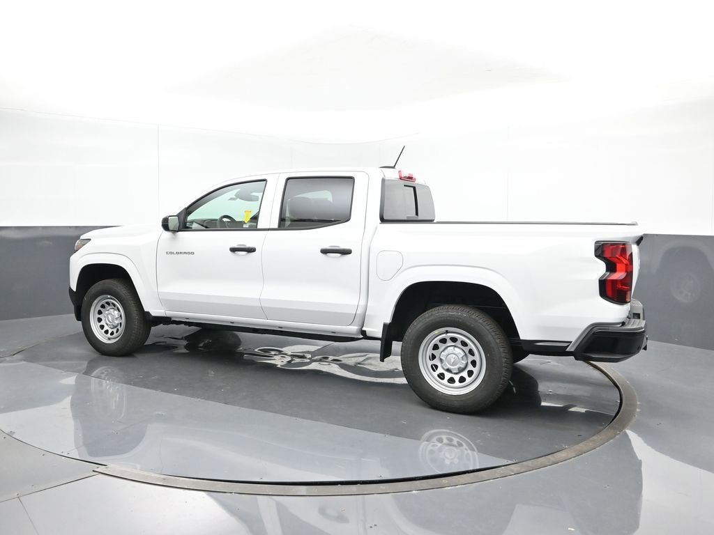 2025 Chevrolet Colorado LT photo 3