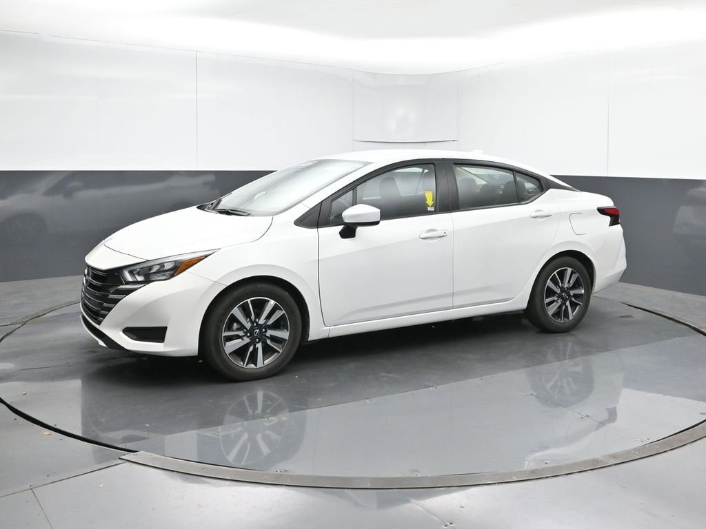 Used 2025 Nissan Versa 1.6 SV Sedan