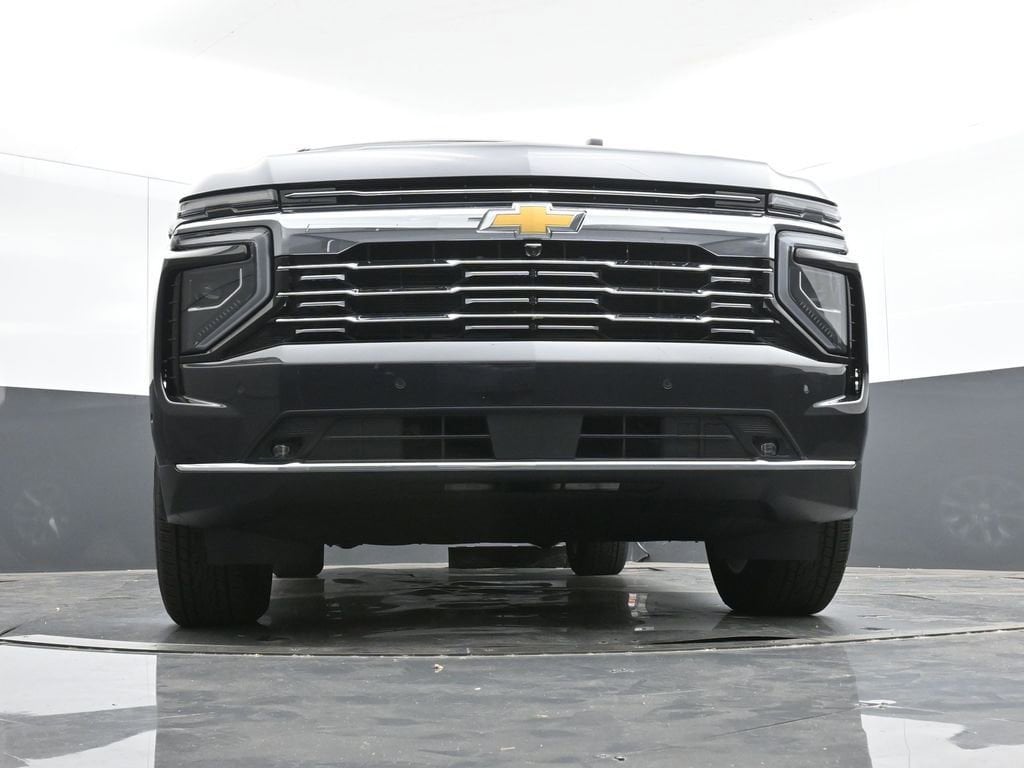 2026 Chevrolet Suburban Premier - Photo 17