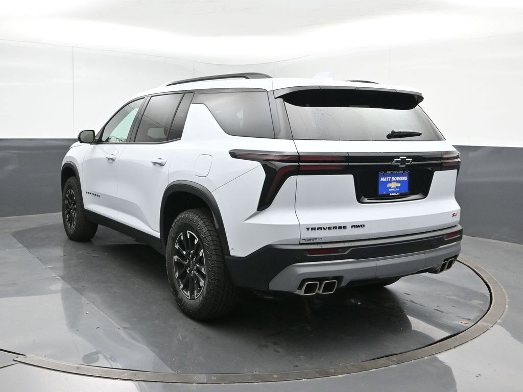 2026 Chevrolet Traverse Z71 photo 3