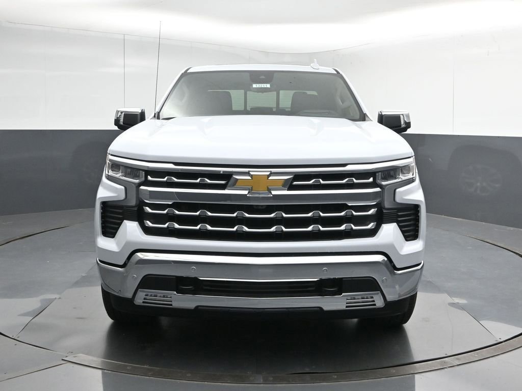 2026 Chevrolet Silverado 1500 LTZ - Photo 8