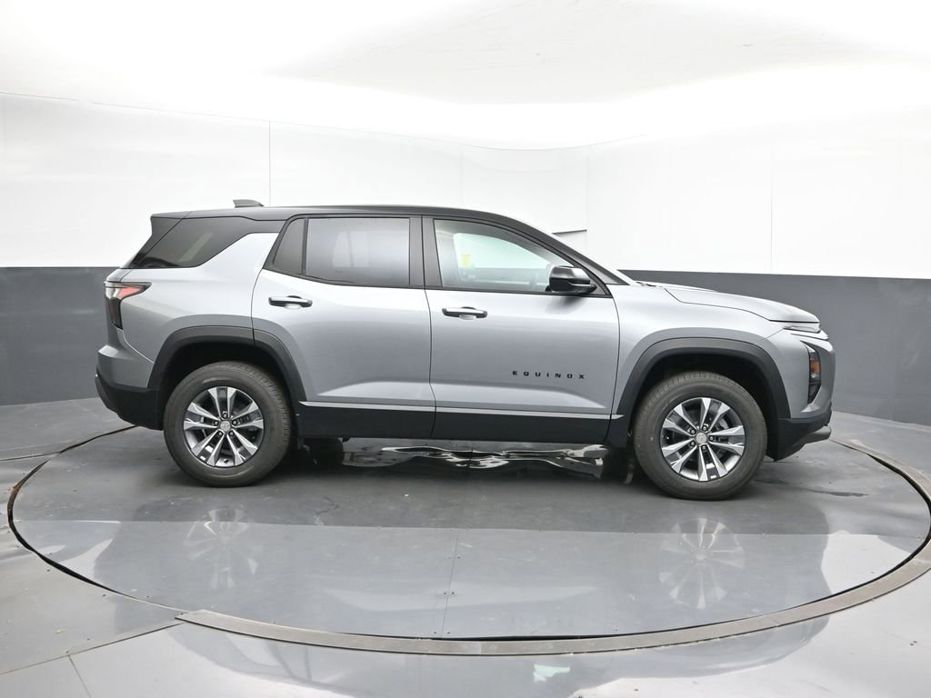 2026 Chevrolet Equinox LT - Photo 6