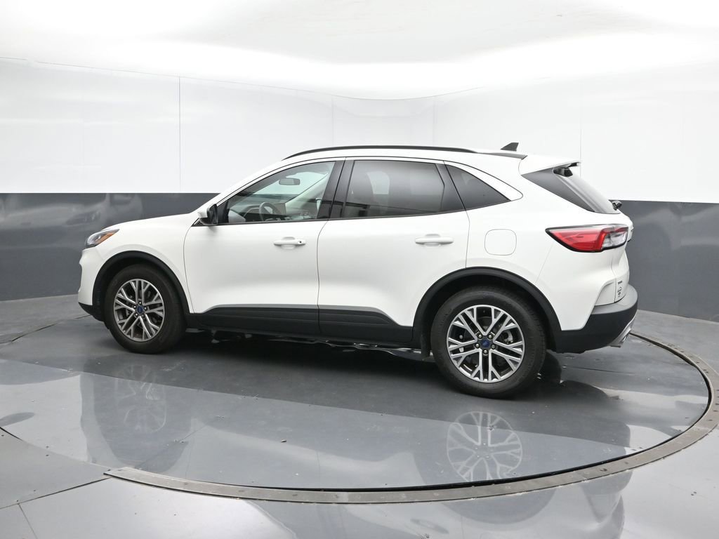 2022 Ford Escape SEL photo 3