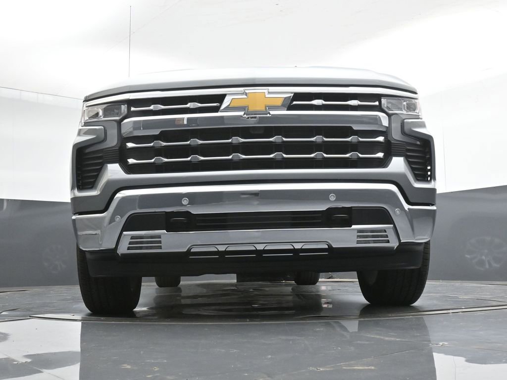2026 Chevrolet Silverado 1500 LTZ - Photo 16