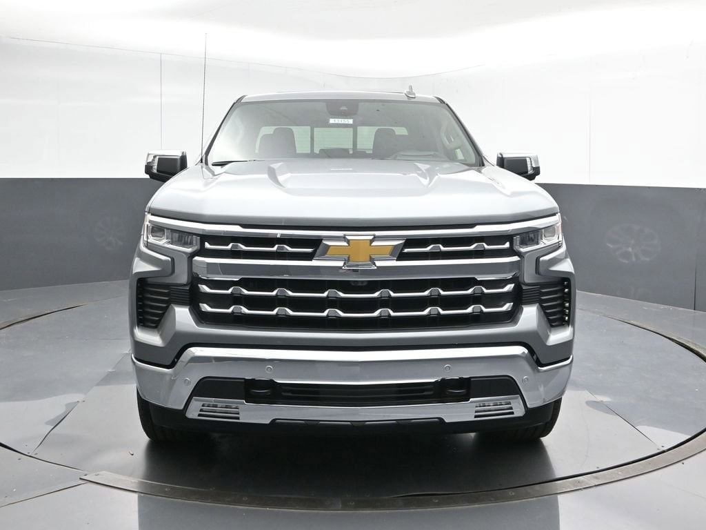 2026 Chevrolet Silverado 1500 LTZ - Photo 8