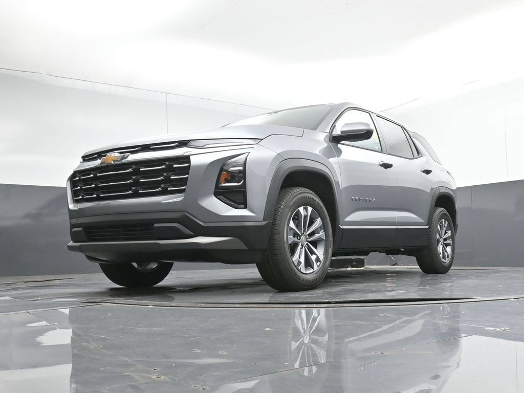 2026 Chevrolet Equinox LT - Photo 9