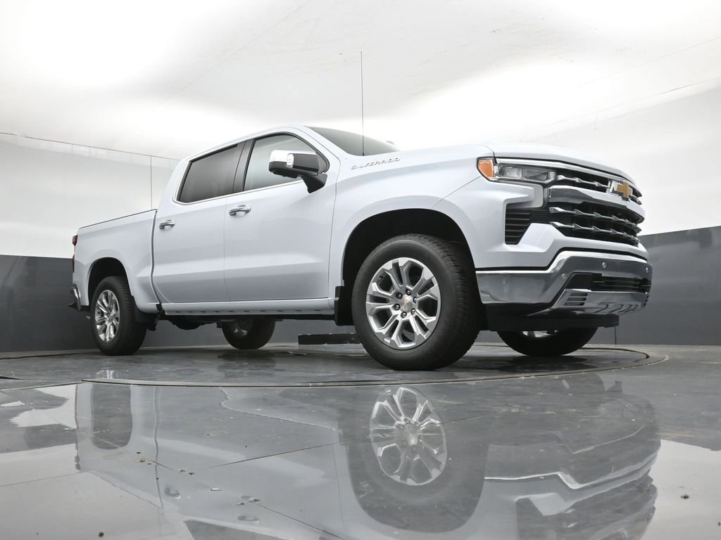 2026 Chevrolet Silverado 1500 LTZ - Photo 15