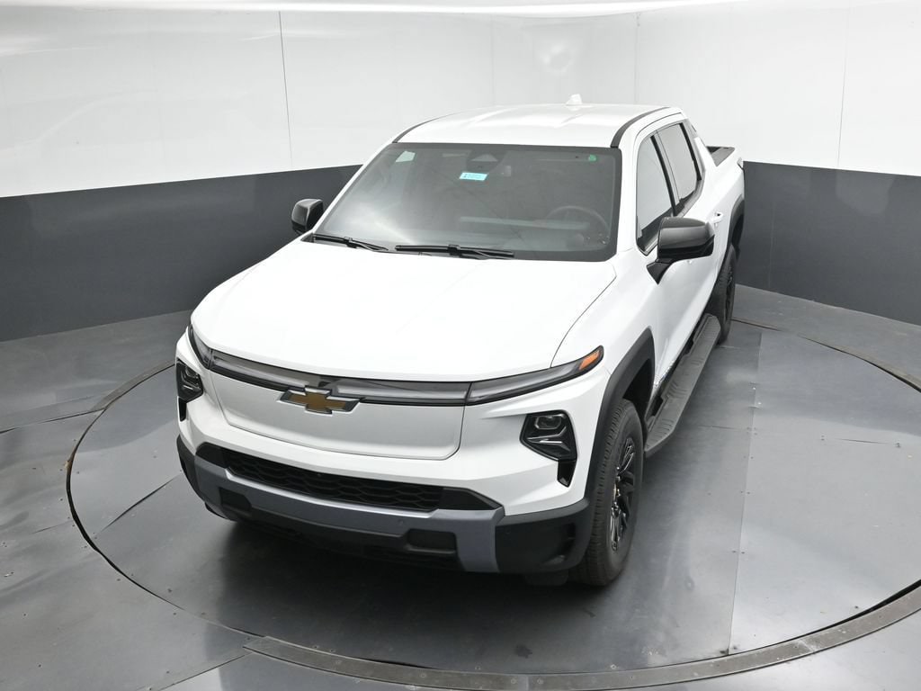 2026 Chevrolet Silverado EV LT - Photo 18