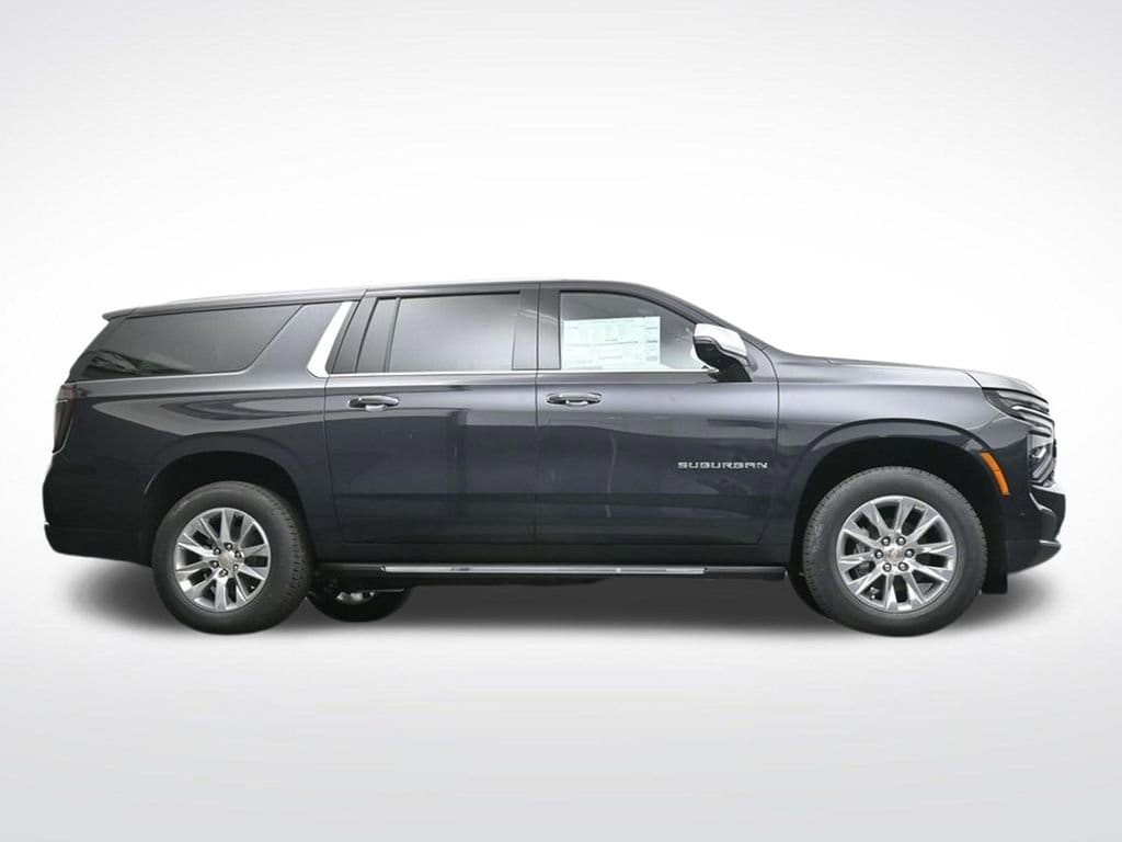 2026 Chevrolet Suburban Premier - Photo 15