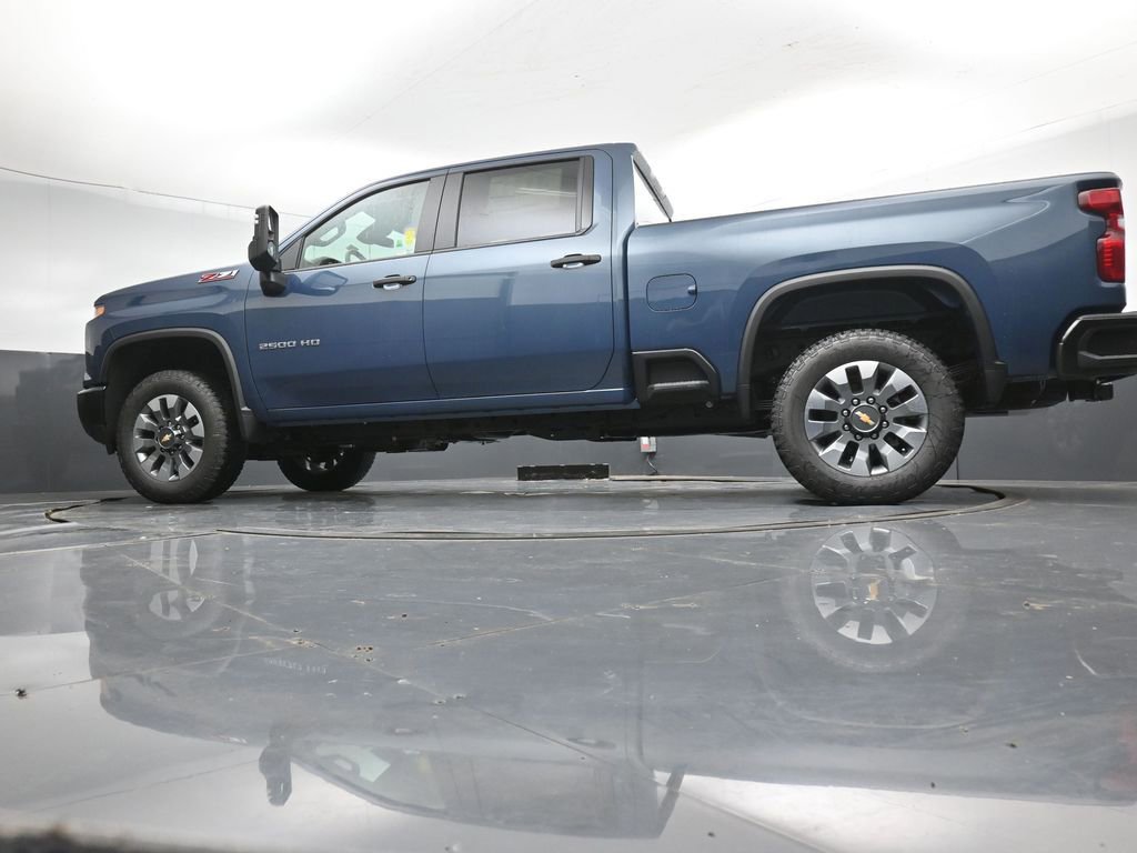 2026 Chevrolet Silverado 2500 HD Custom - Photo 11