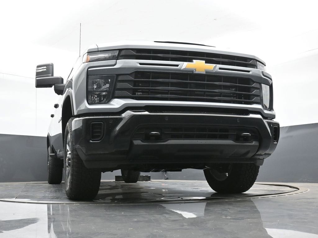 2025 Chevrolet Silverado 2500 HD Custom - Photo 16
