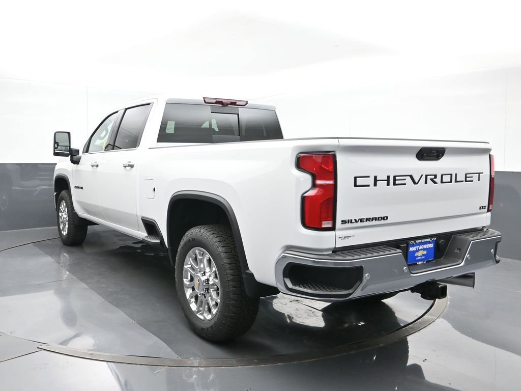 2025 Chevrolet Silverado 2500HD LTZ photo 4