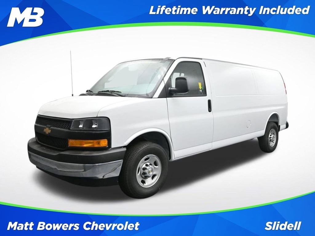 2026 Chevrolet Express 2500 Extended Work Van HD's photo