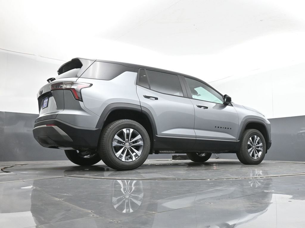 2026 Chevrolet Equinox LT - Photo 13