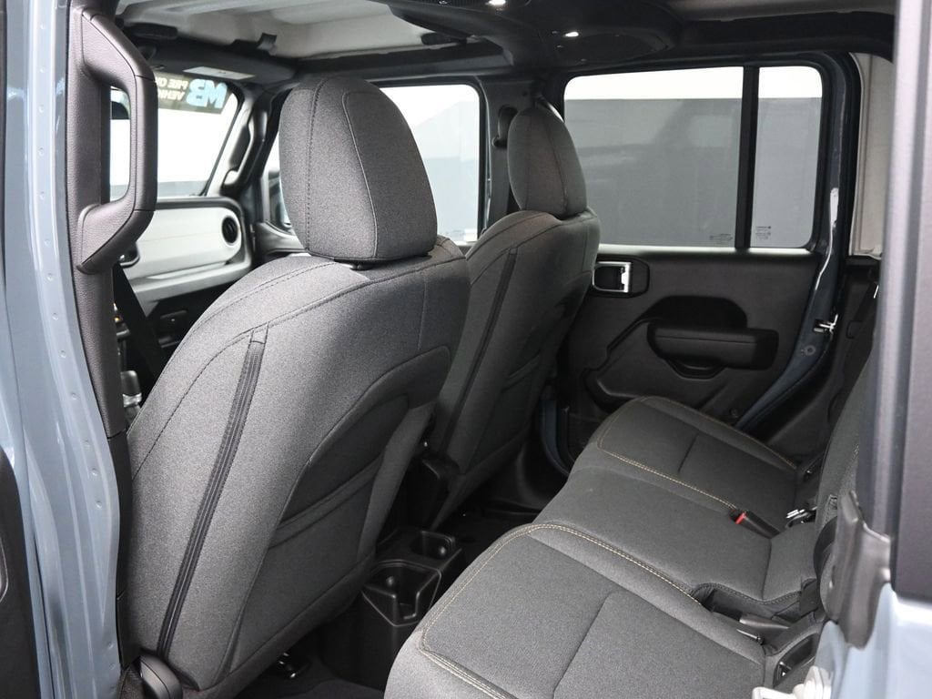 2025 Jeep Gladiator Sport S - Photo 17