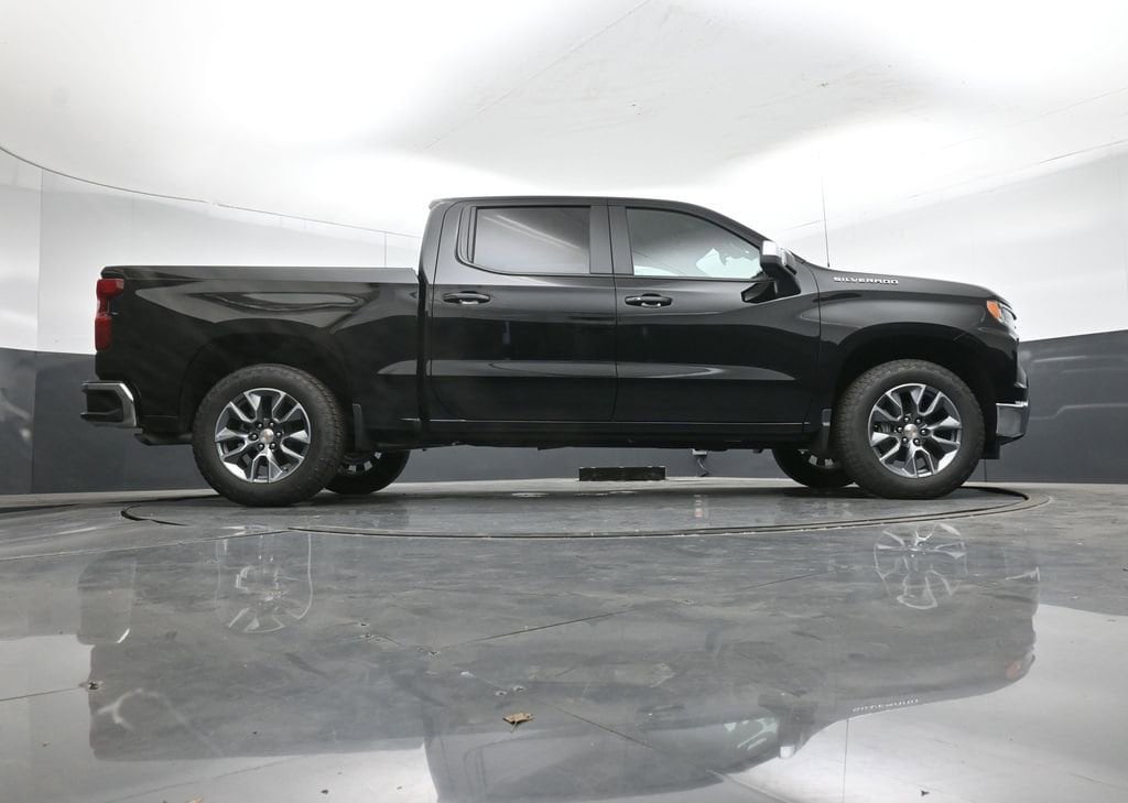 2026 Chevrolet Silverado 1500 LT - Photo 15