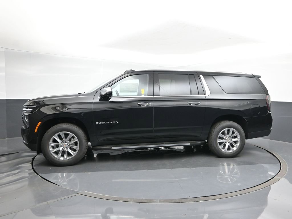 2025 Chevrolet Suburban Premier photo 2
