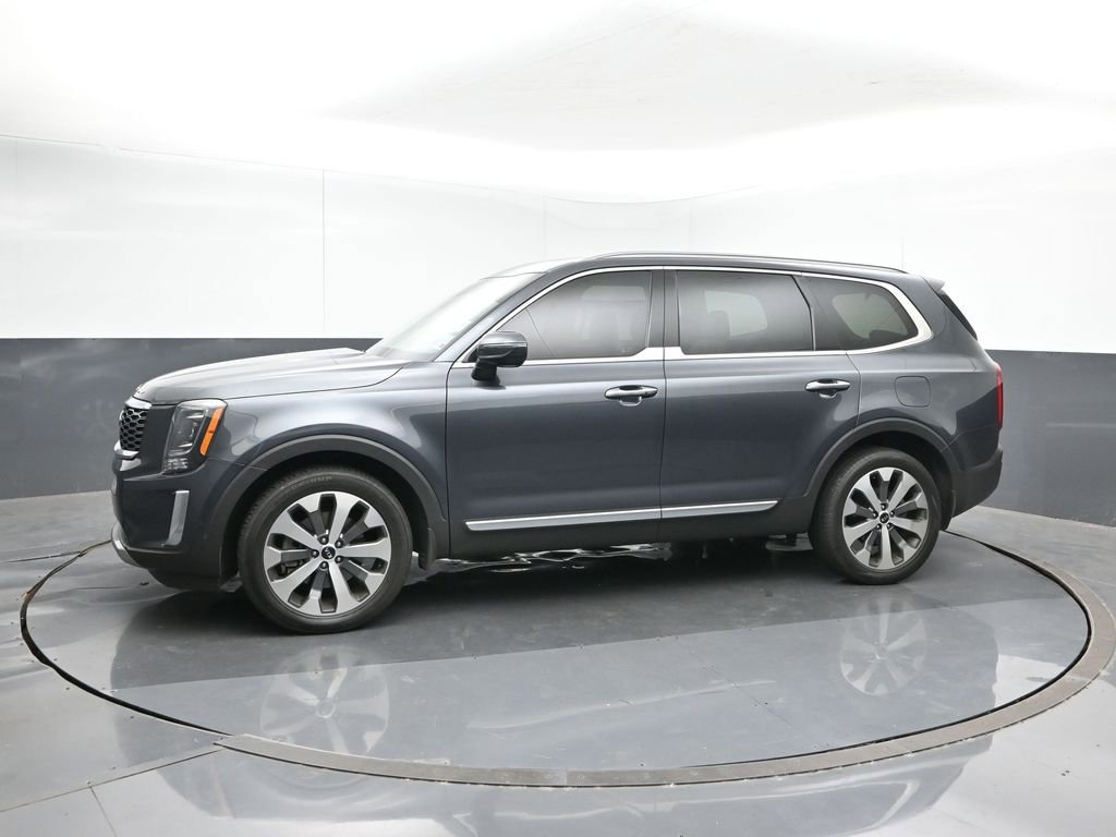 2020 Kia Telluride S photo 2