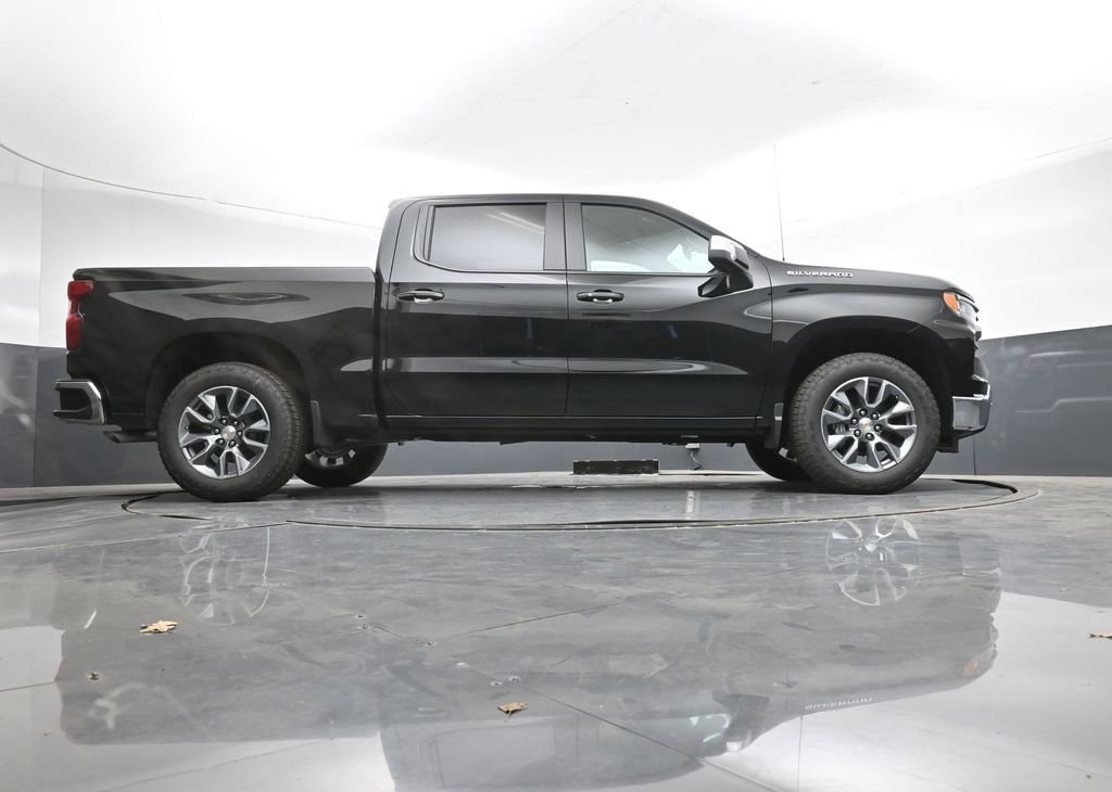 2026 Chevrolet Silverado 1500 LT - Photo 15