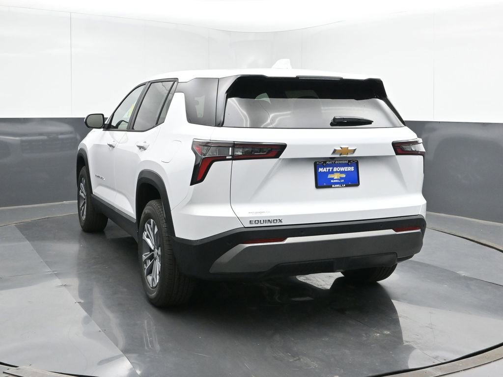 2026 Chevrolet Equinox LT photo 4