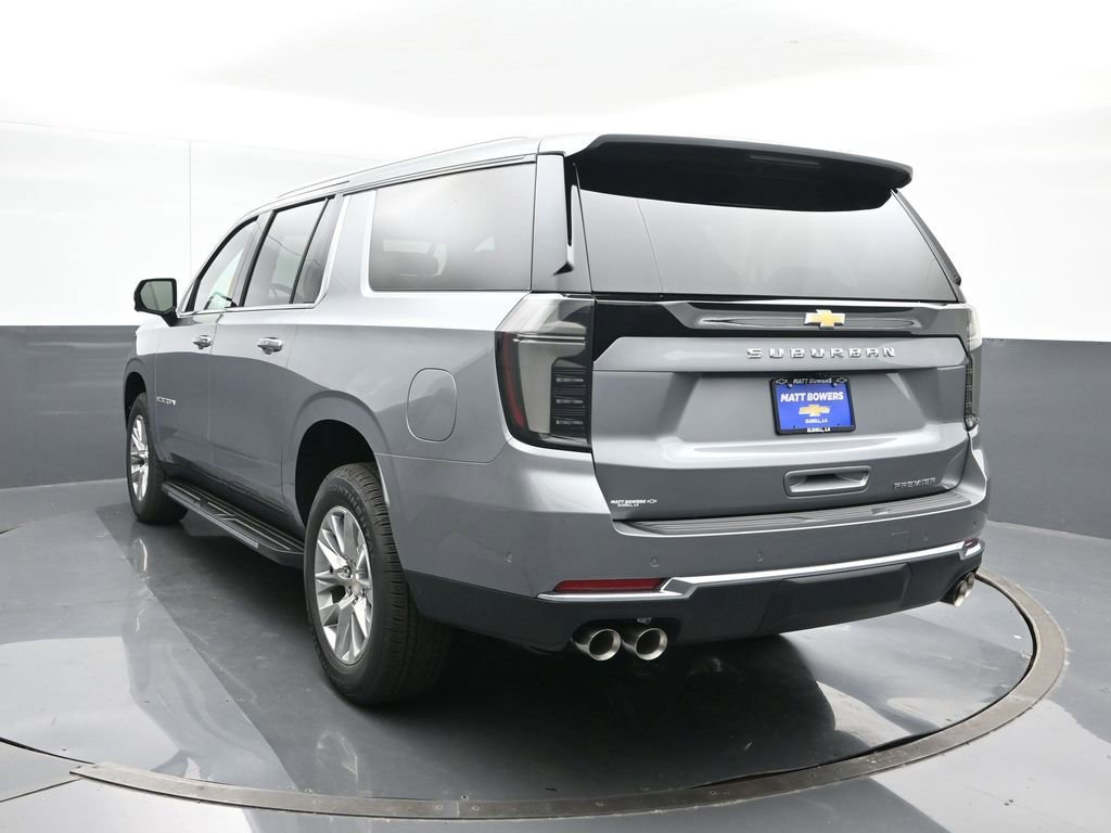 2025 Chevrolet Suburban Premier photo 4