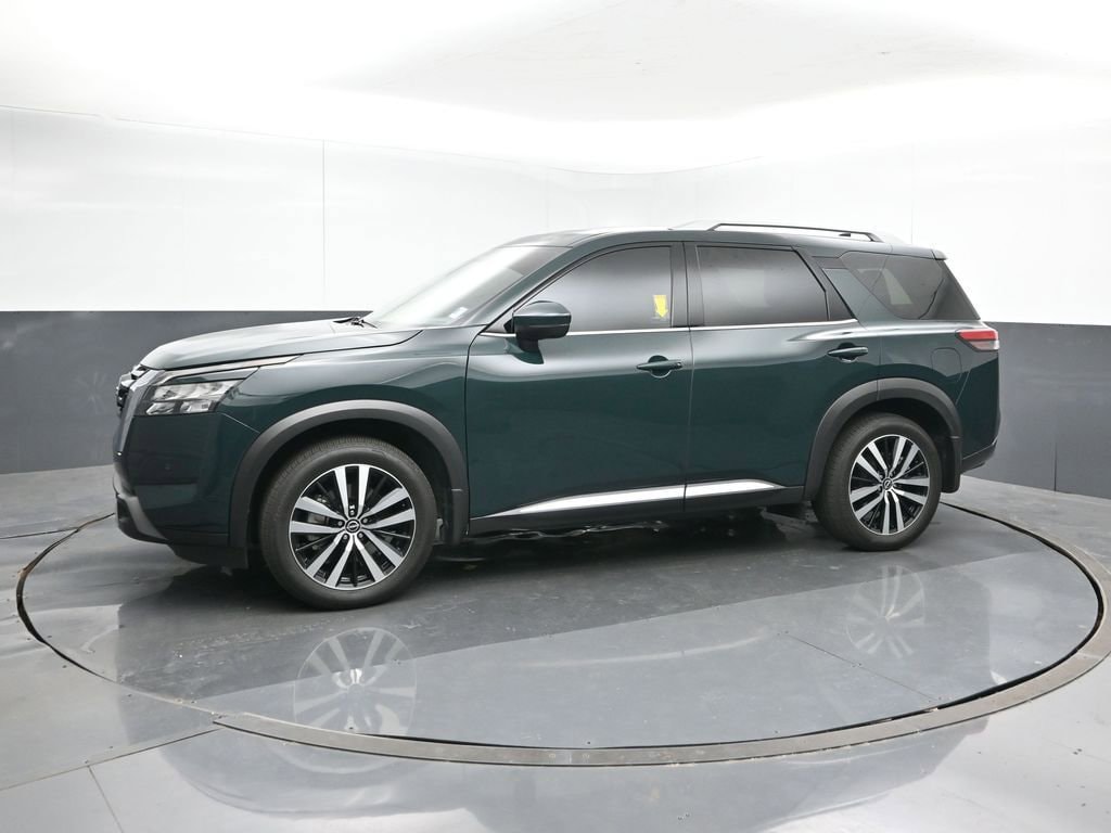 Used 2025 Nissan Pathfinder Platinum SUV