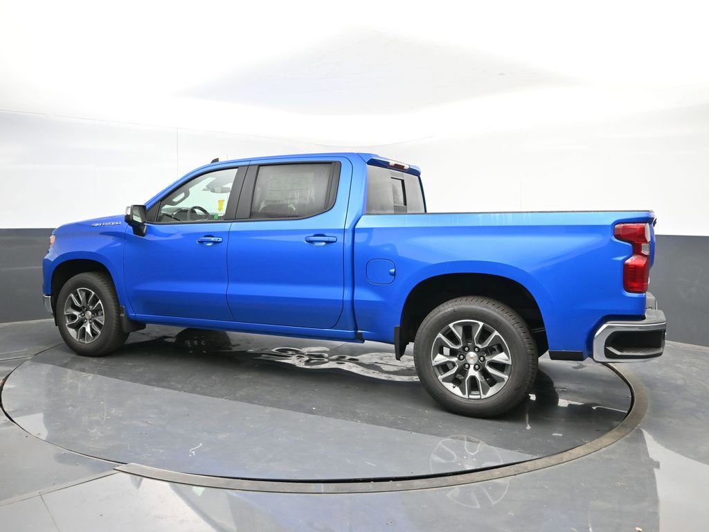 2025 Chevrolet Silverado 1500 LT photo 3