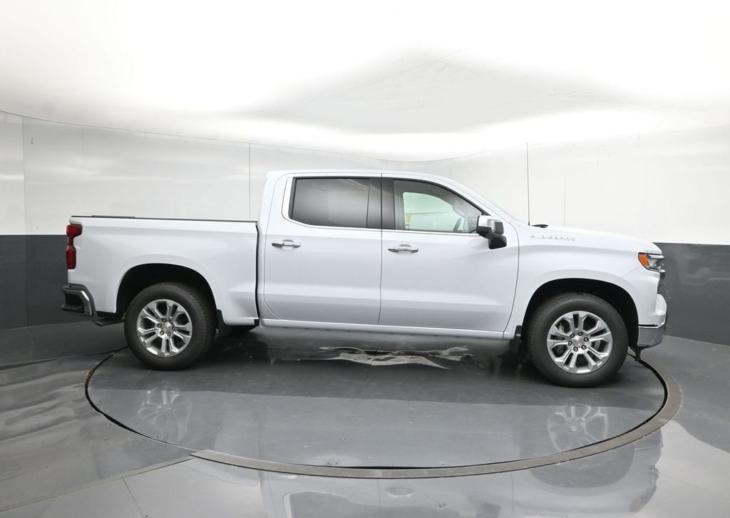 2026 Chevrolet Silverado 1500 LTZ - Photo 6