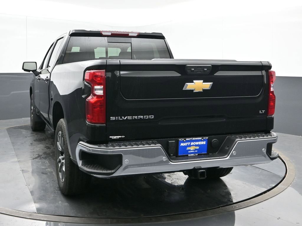 2025 Chevrolet Silverado 1500 LT photo 4
